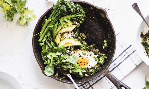 Green Shakshuka hero