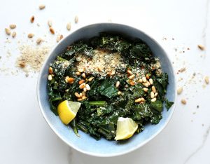 Creamy Vegan Parmesan-&-Pine-Nut-Kale_web