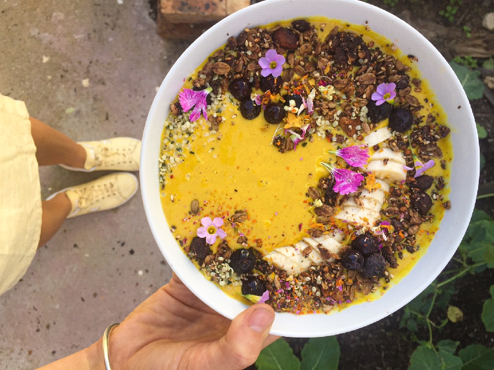 Smoothie bowl of sunshine_hero