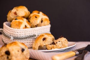 Sour-Cherry-Dark-Chocolate-Hot-Cross-Buns-by-The-Sweet-Rebellion_web4