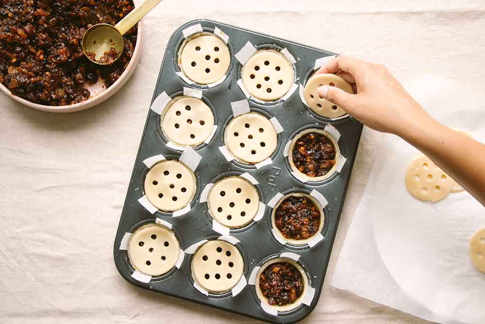 Vegan-Mince-Pies-for-Festive-Feasting-web-2