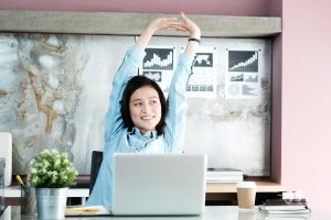 Summer Body desk exercise